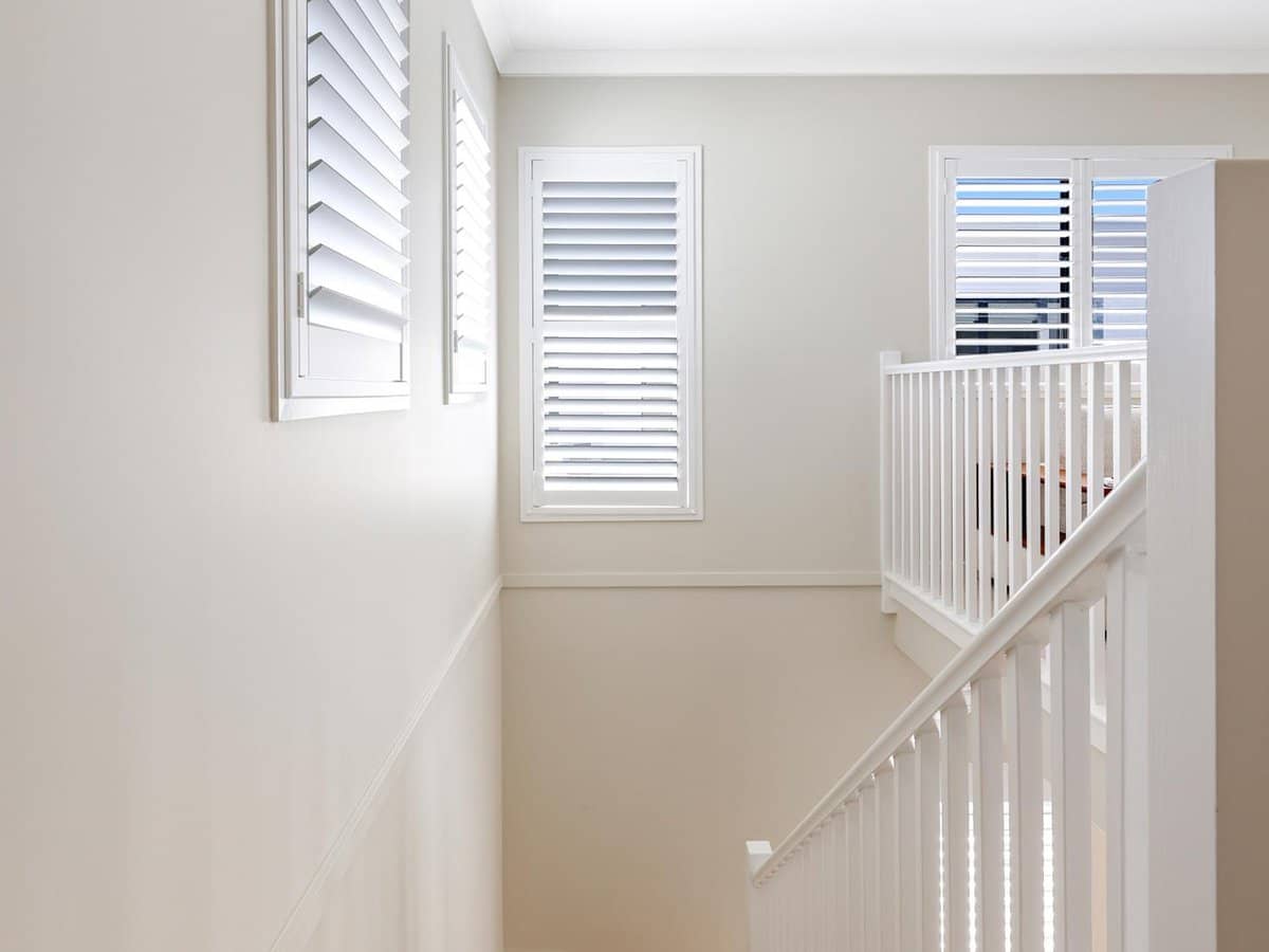 51 Hamilton Drive, JACOBS WELL - Thumbnail 24