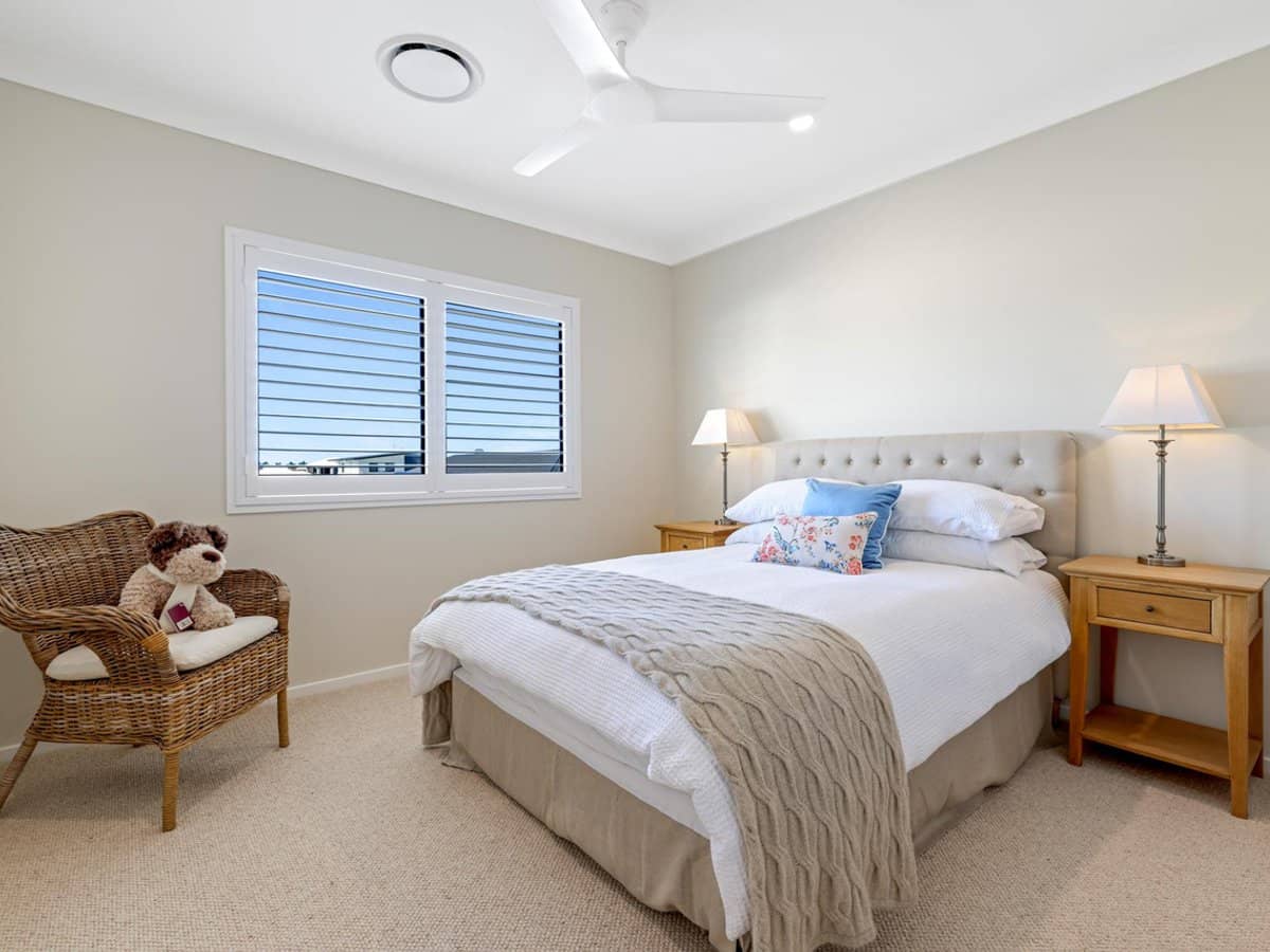 51 Hamilton Drive, JACOBS WELL - Thumbnail 25