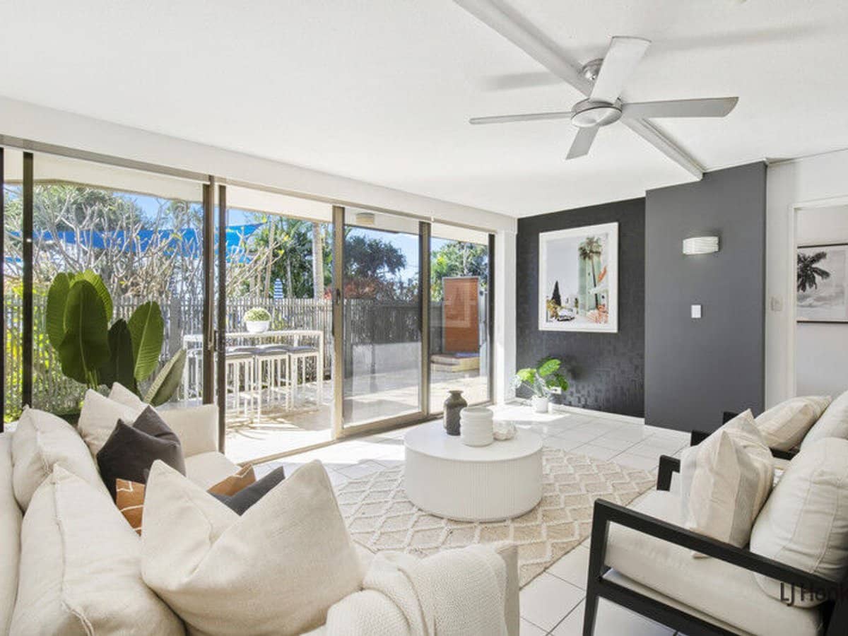 828 Pacific Parade, CURRUMBIN - Thumbnail 3