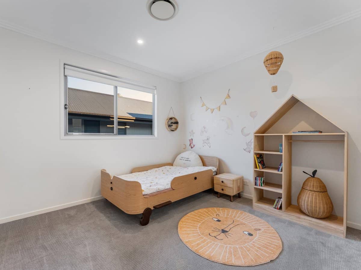 29 Cova Boulevard, HOPE ISLAND - Thumbnail 25