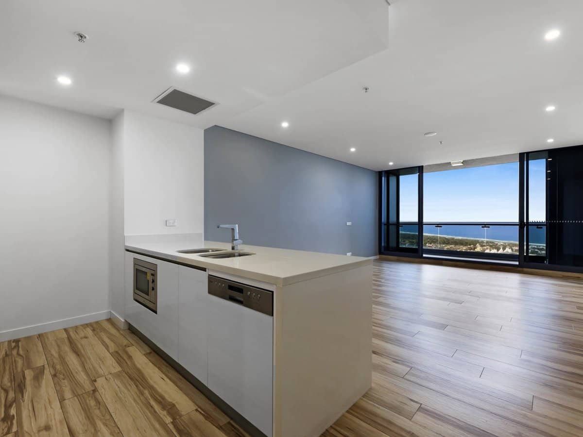 2 Como Crescent, SOUTHPORT - Thumbnail 2