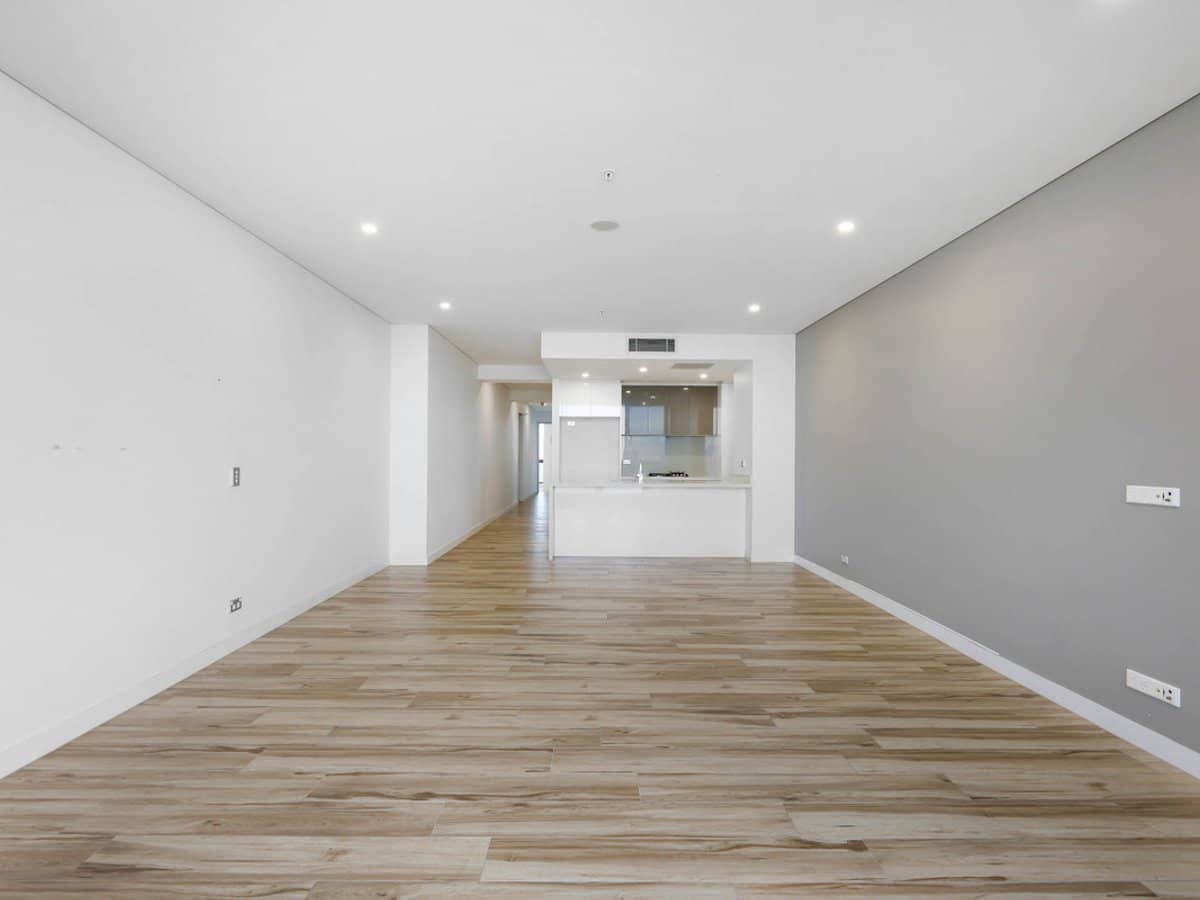 2 Como Crescent, SOUTHPORT - Thumbnail 5