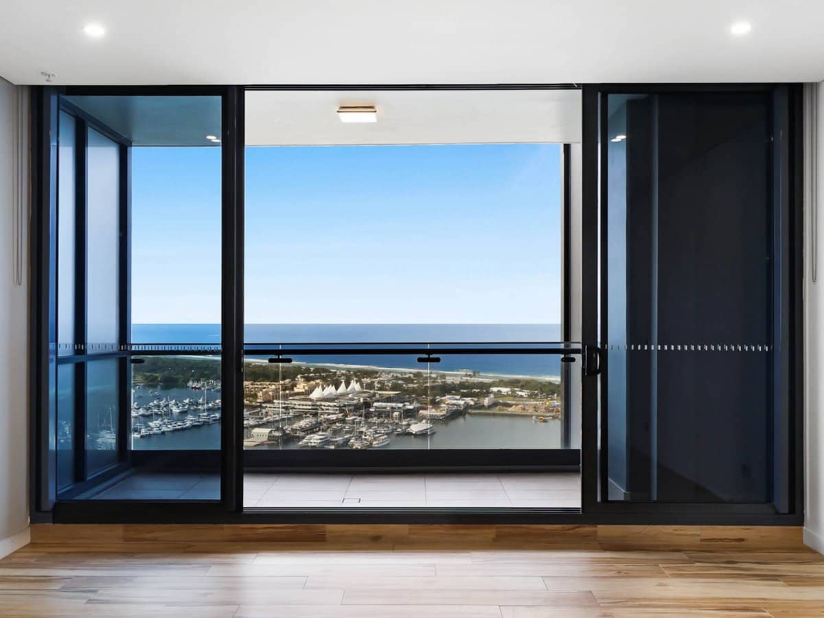 2 Como Crescent, SOUTHPORT - Thumbnail 8