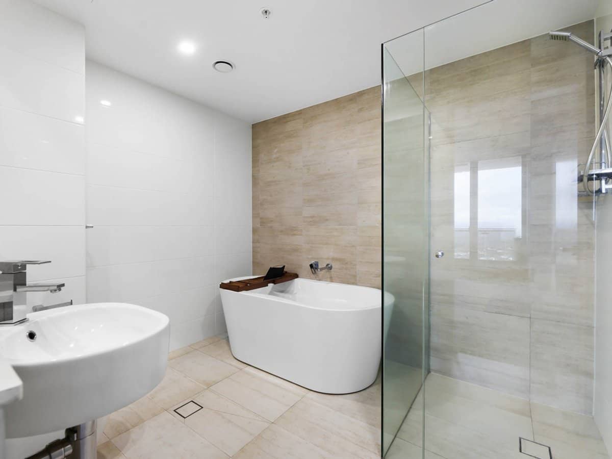 2 Como Crescent, SOUTHPORT - Thumbnail 10