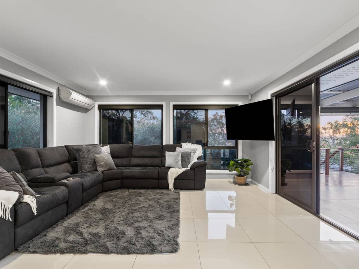 31 Leaver Court, ORMEAU - Thumbnail 11