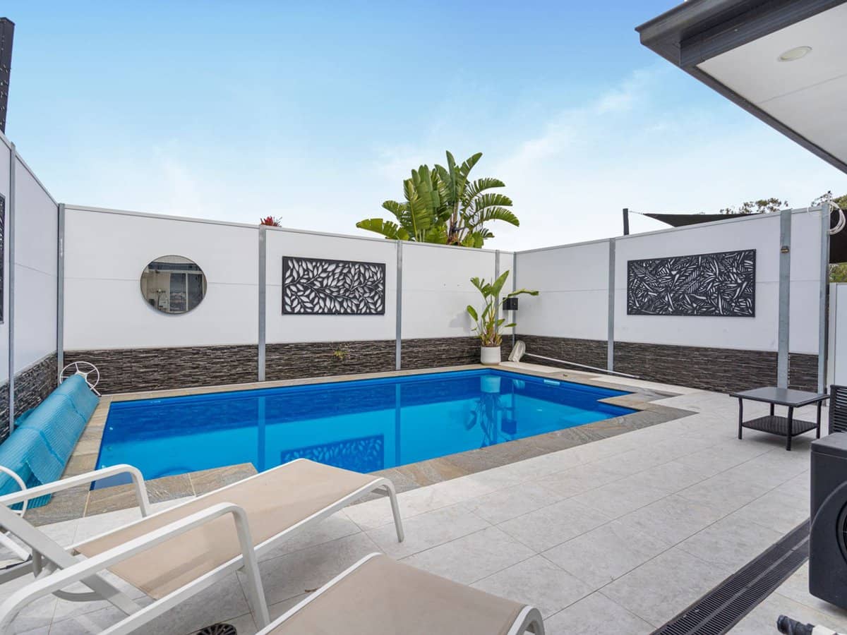 5 Lilyvale Crescent, ORMEAU - Thumbnail 2