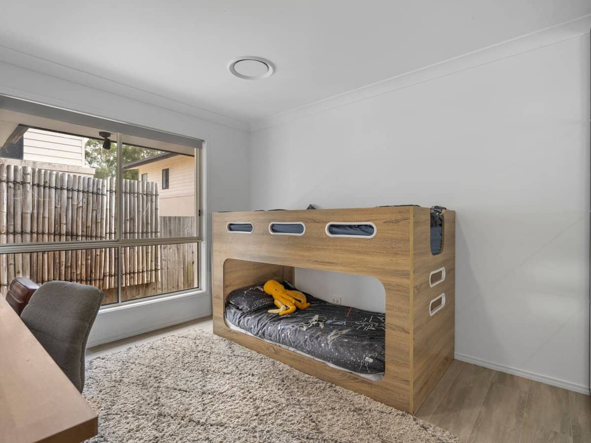 5 Lilyvale Crescent, ORMEAU - Thumbnail 15