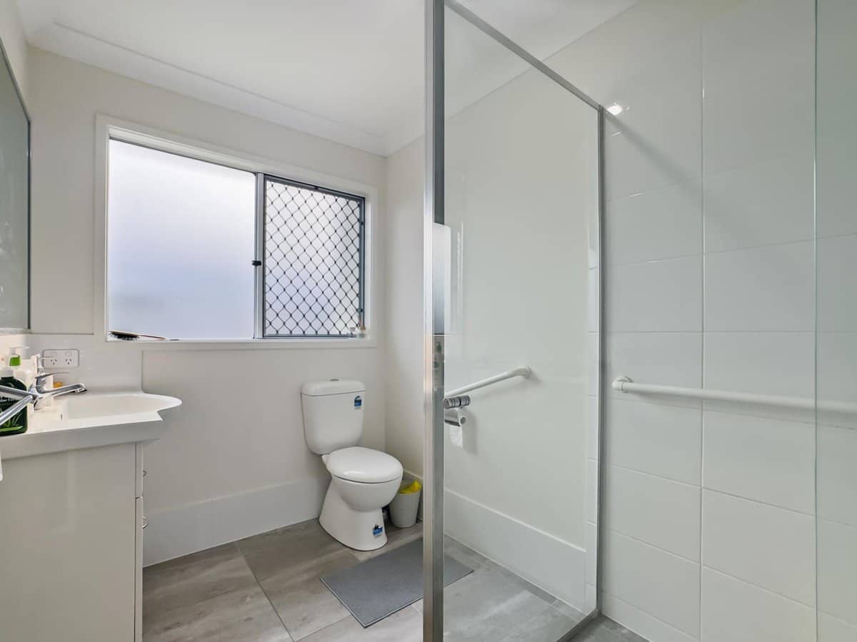 29C Atlantic Drive, LOGANHOLME - Thumbnail 3