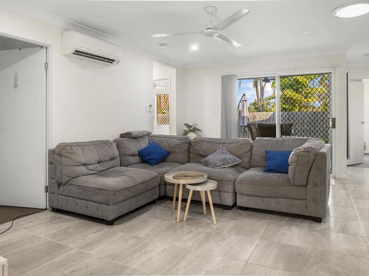 29C Atlantic Drive, LOGANHOLME - Thumbnail 4