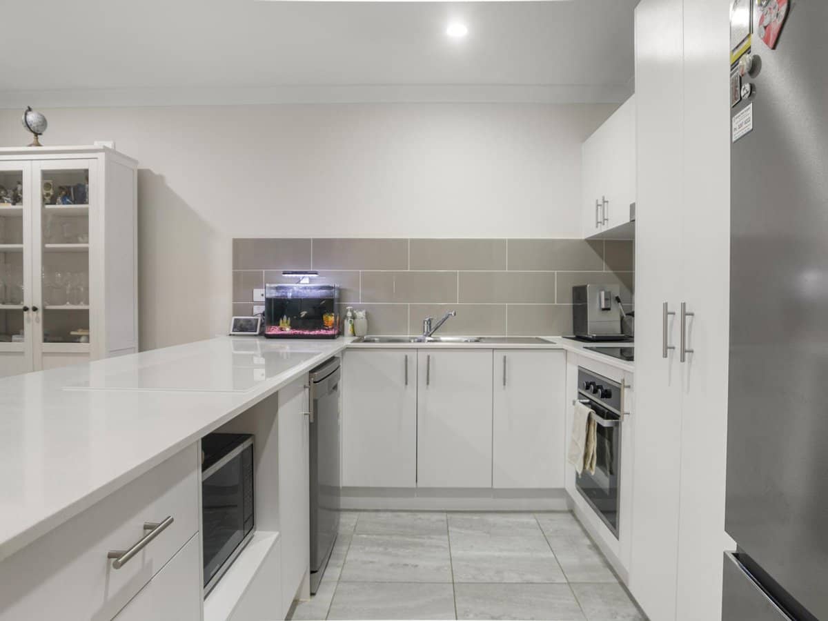 29C Atlantic Drive, LOGANHOLME - Thumbnail 6