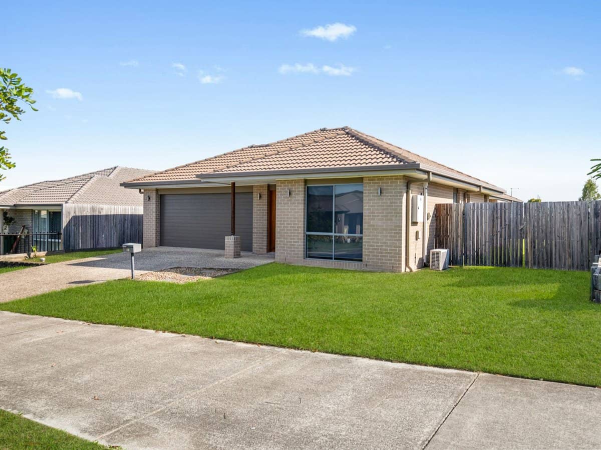 12 Buxton Avenue, YARRABILBA - Thumbnail 1