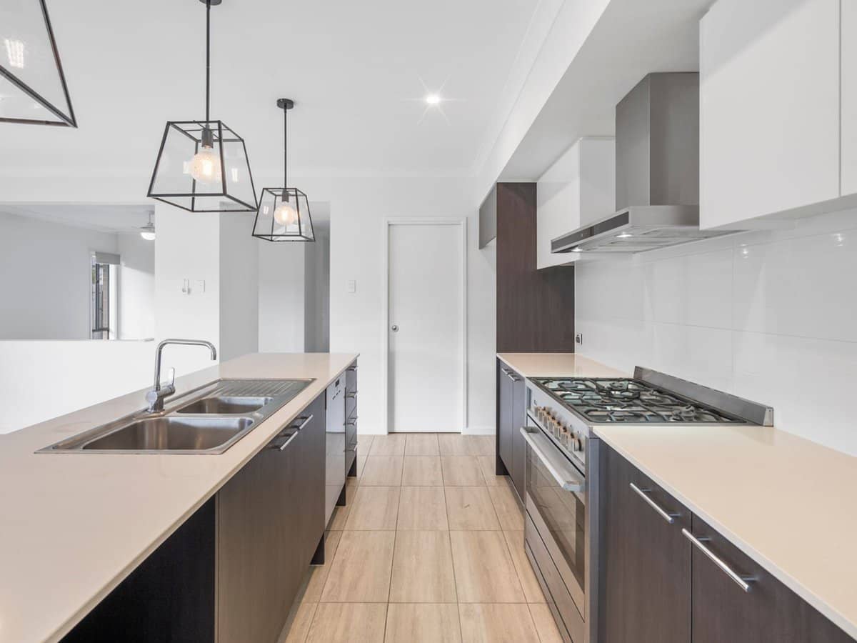 12 Buxton Avenue, YARRABILBA - Thumbnail 4