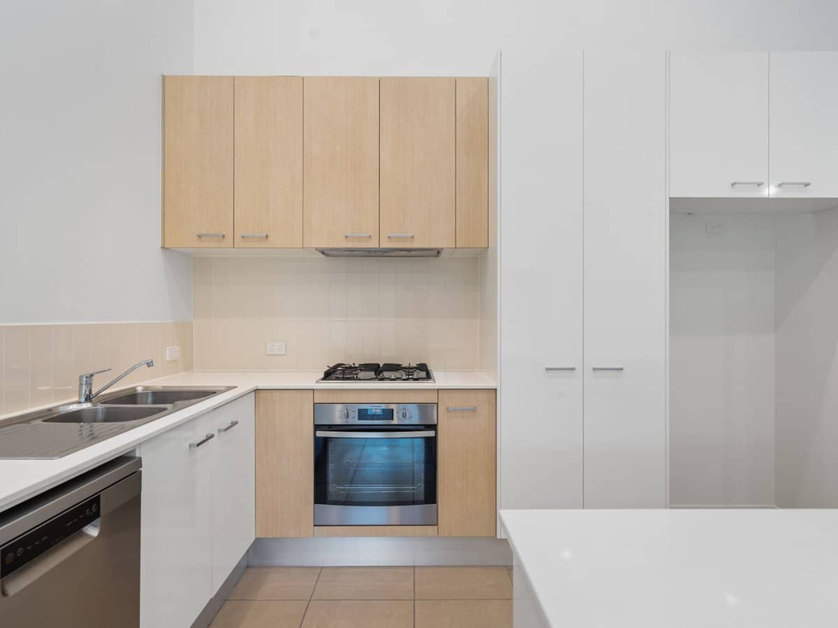 21 Red Gum Terrace, COOMERA - Thumbnail 5