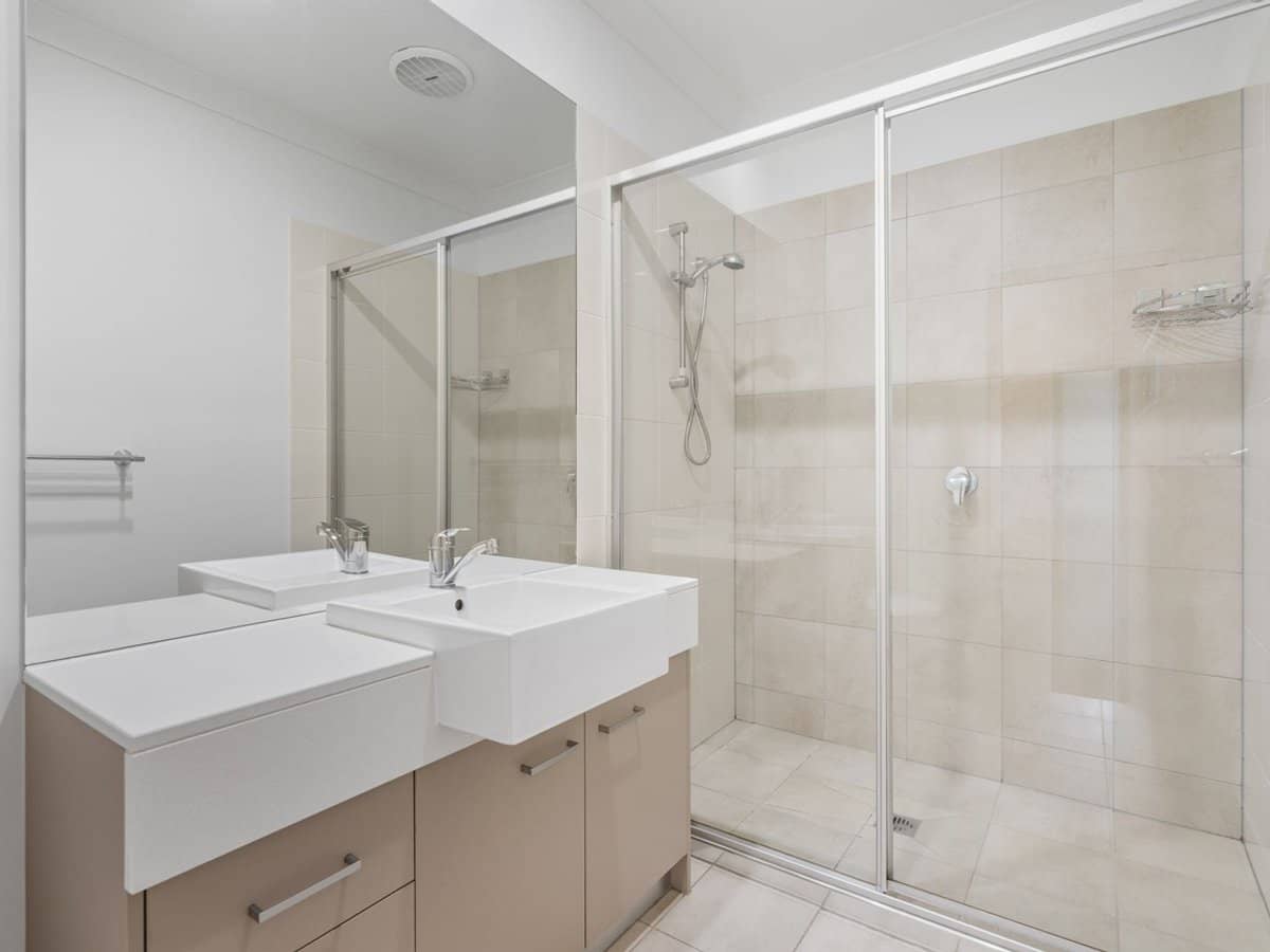 21 Red Gum Terrace, COOMERA - Thumbnail 9