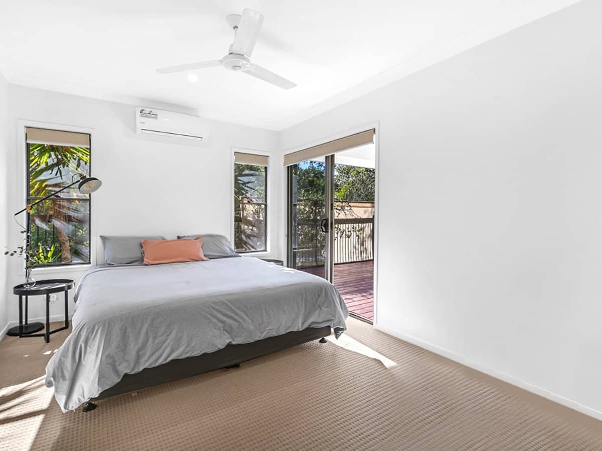 37 Oakover Avenue, ORMEAU HILLS - Thumbnail 5