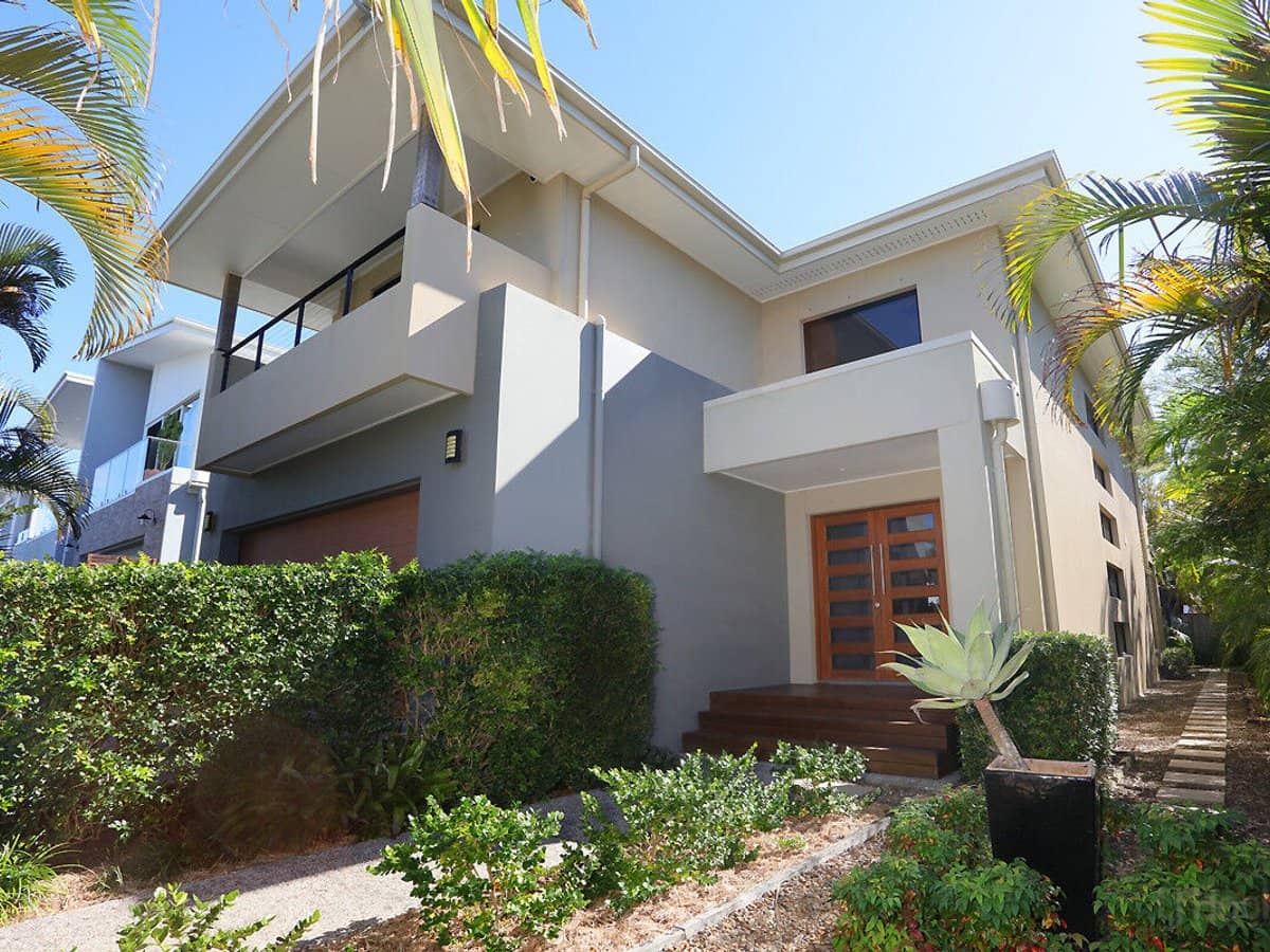 15 Nankeen Avenue, PARADISE POINT - Thumbnail 2