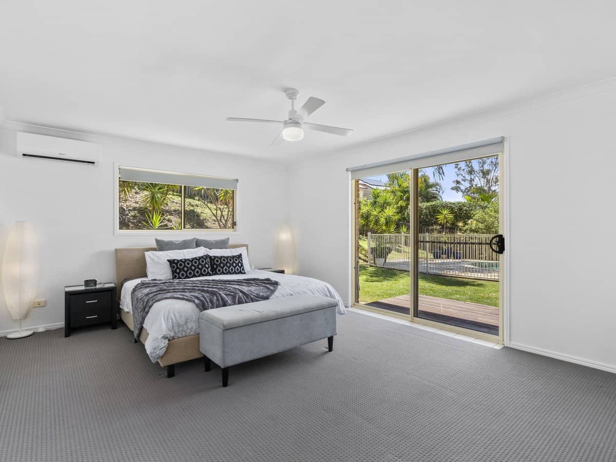 36 Easter Crescent, PACIFIC PINES - Thumbnail 5