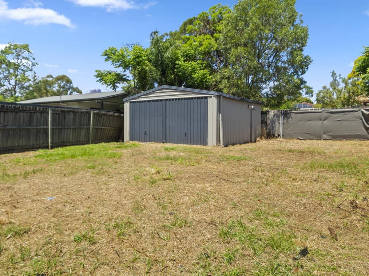 25 Garoona Grove, SLACKS CREEK - Thumbnail 11
