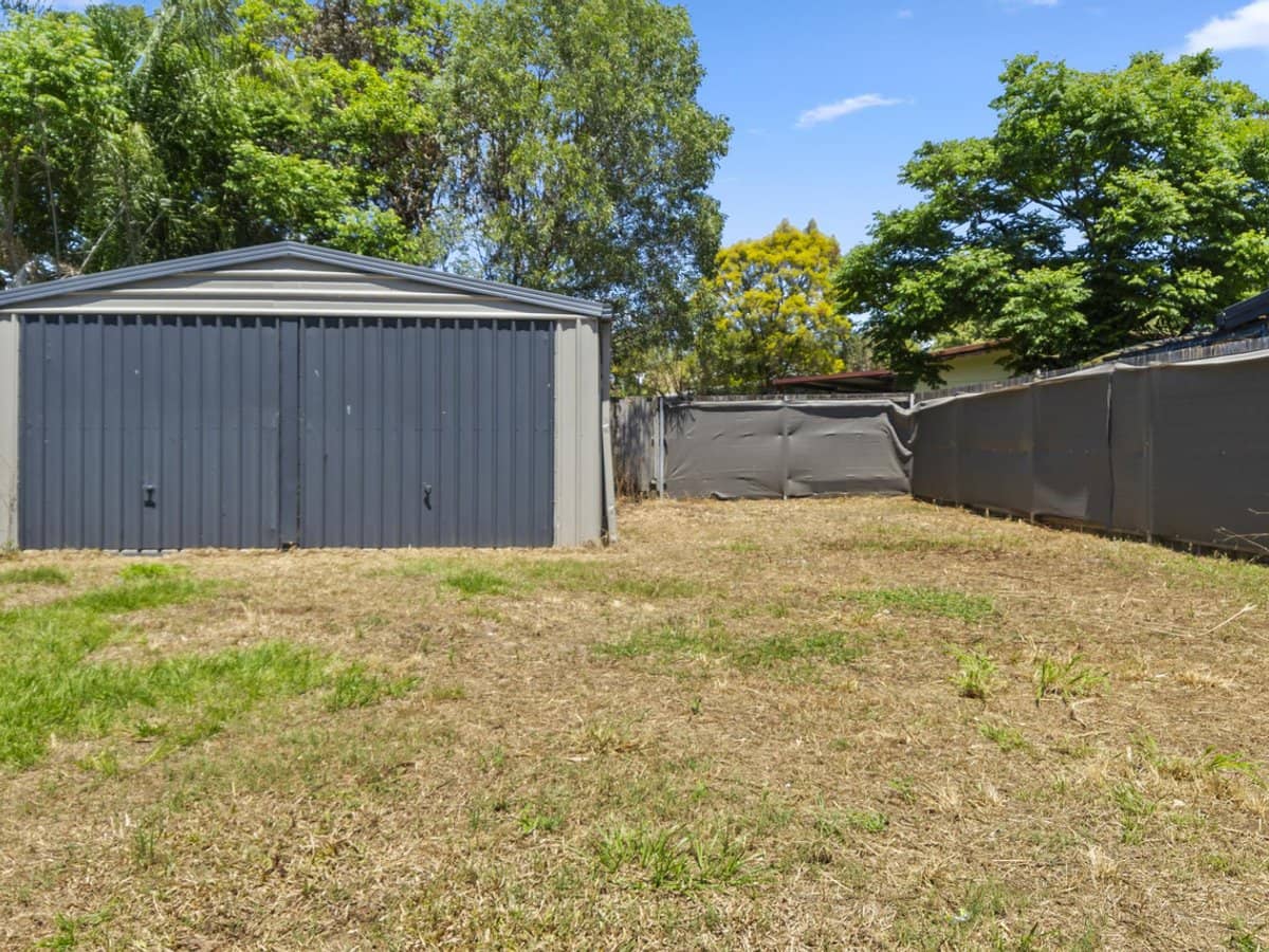 25 Garoona Grove, SLACKS CREEK - Thumbnail 12