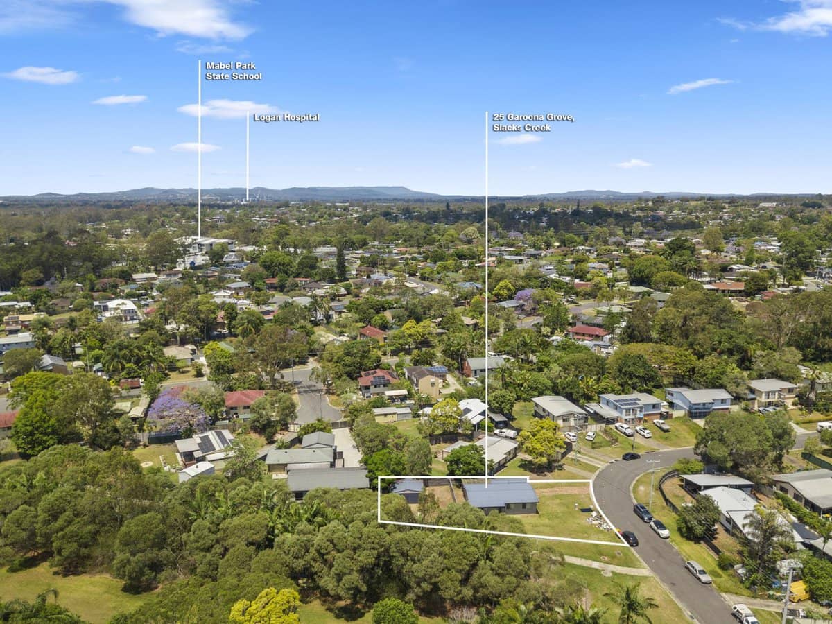 25 Garoona Grove, SLACKS CREEK - Thumbnail 15