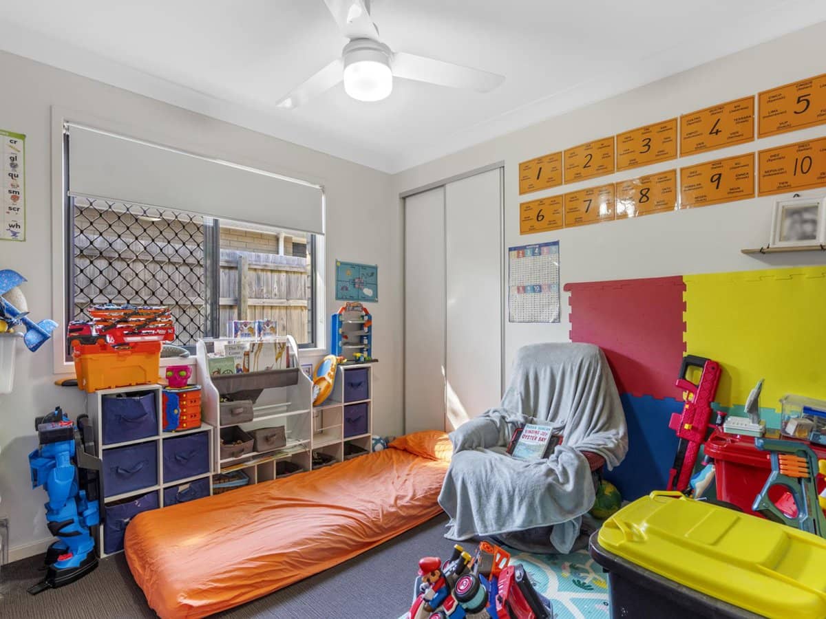 58 Milbrook Crescent, PIMPAMA - Thumbnail 9