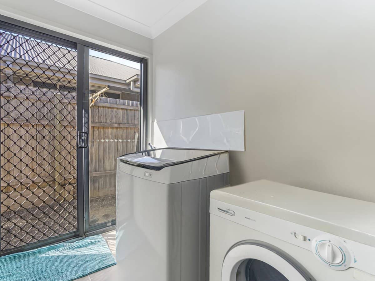 58 Milbrook Crescent, PIMPAMA - Thumbnail 13