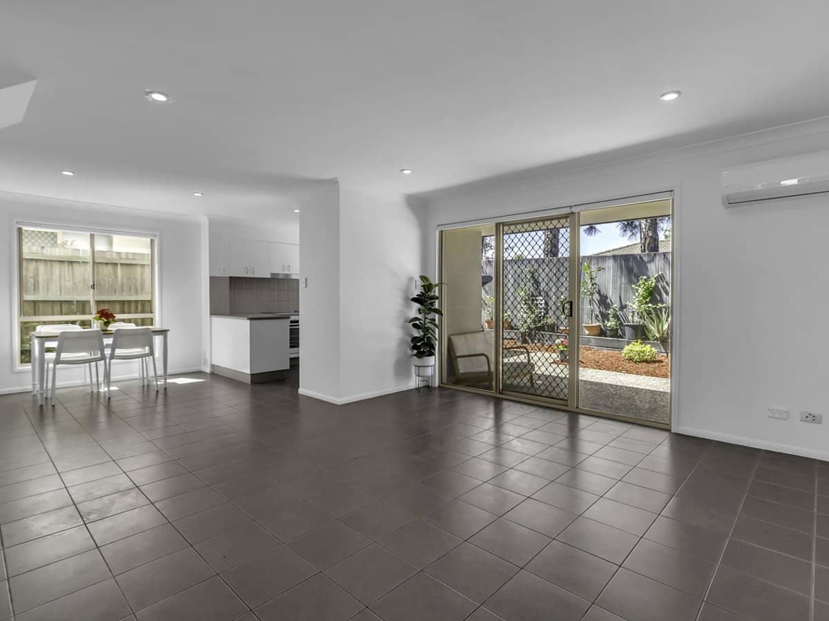 202-206 Fryar Road, EAGLEBY - Thumbnail 3