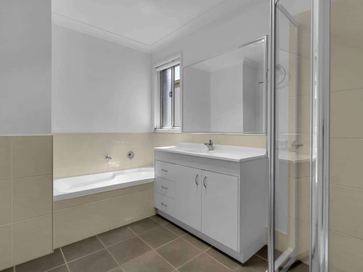 202-206 Fryar Road, EAGLEBY - Thumbnail 12