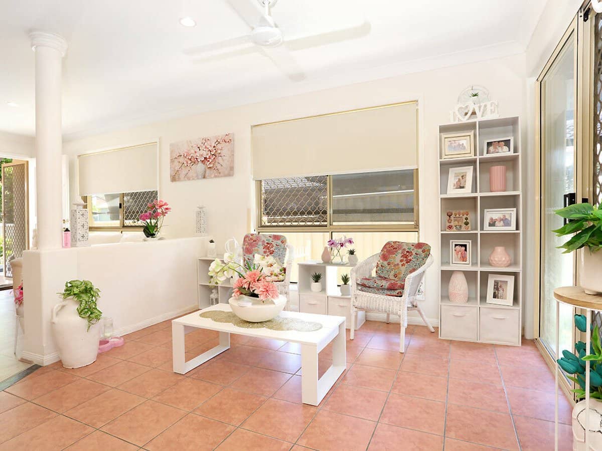 27 Eider Avenue, PARADISE POINT - Thumbnail 3