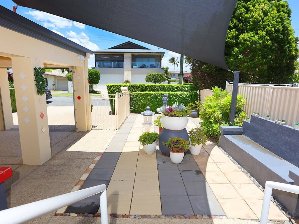 27 Eider Avenue, PARADISE POINT - Thumbnail 4