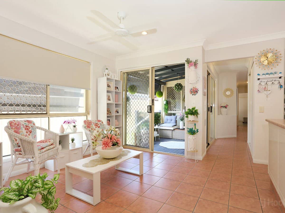 27 Eider Avenue, PARADISE POINT - Thumbnail 6