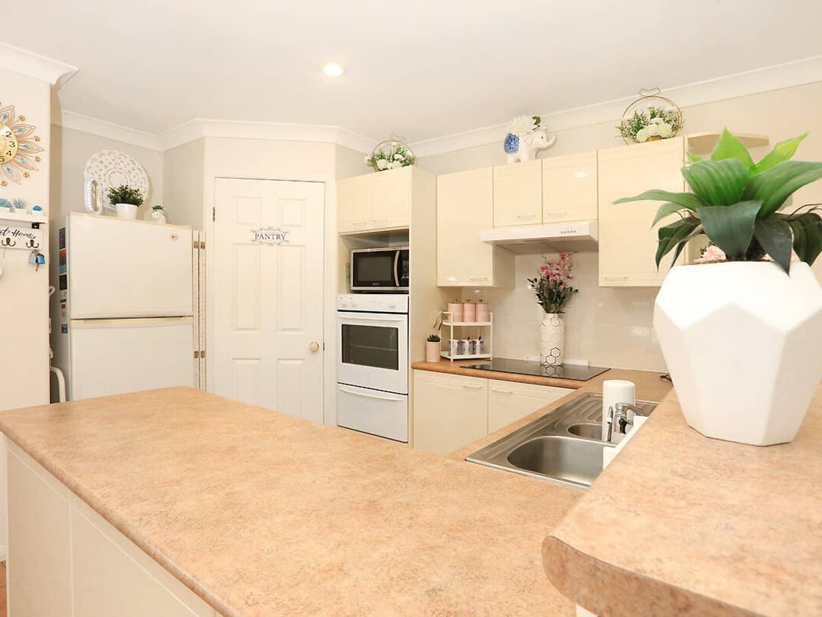 27 Eider Avenue, PARADISE POINT - Thumbnail 14