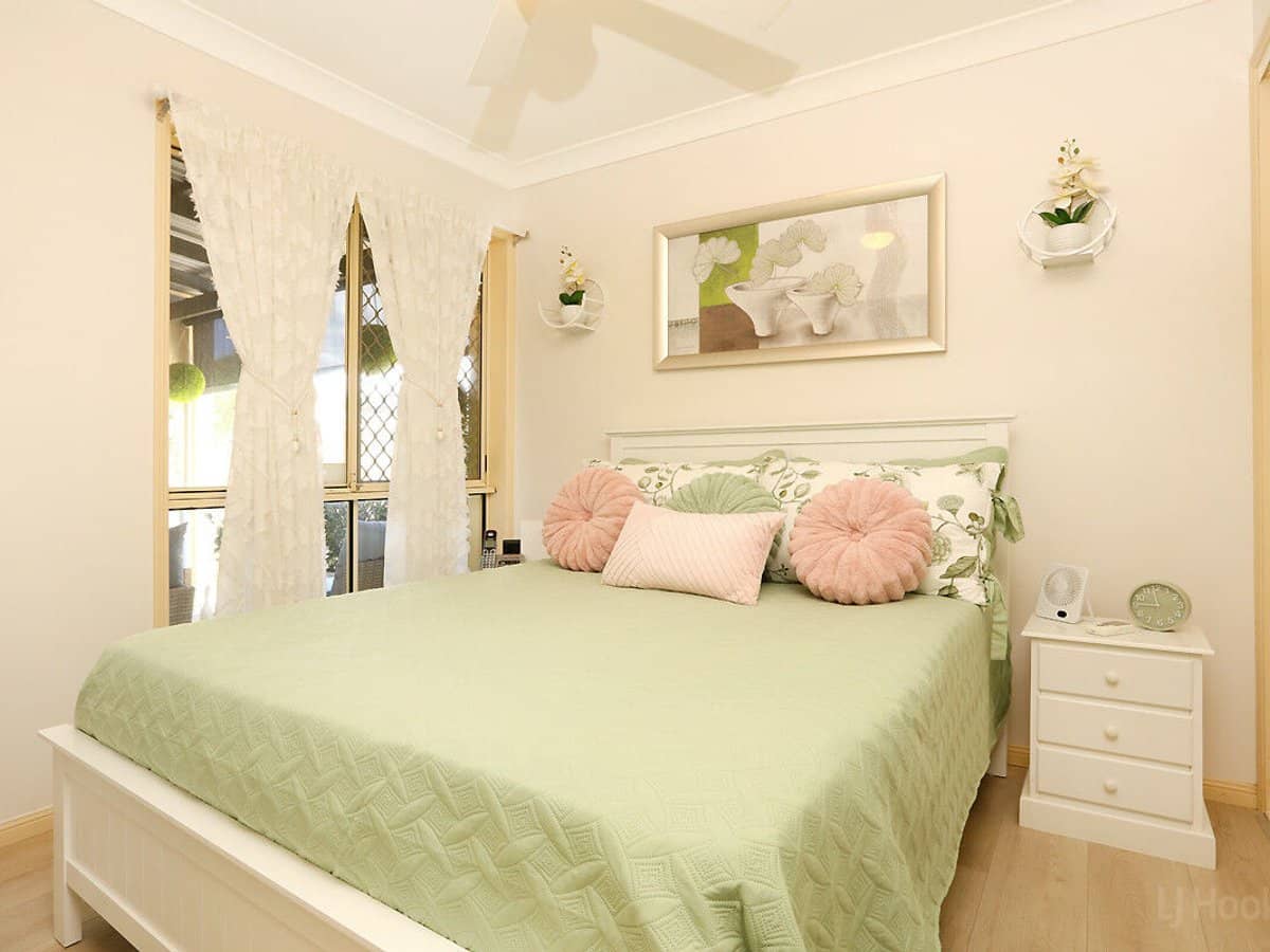 27 Eider Avenue, PARADISE POINT - Thumbnail 16