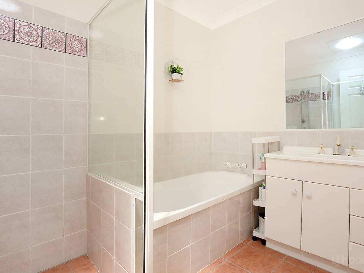 27 Eider Avenue, PARADISE POINT - Thumbnail 21