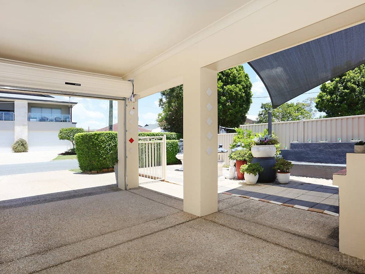 27 Eider Avenue, PARADISE POINT - Thumbnail 24