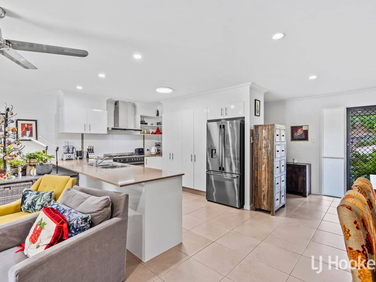 19 Fred Astaire Avenue, MAUDSLAND - Thumbnail 16