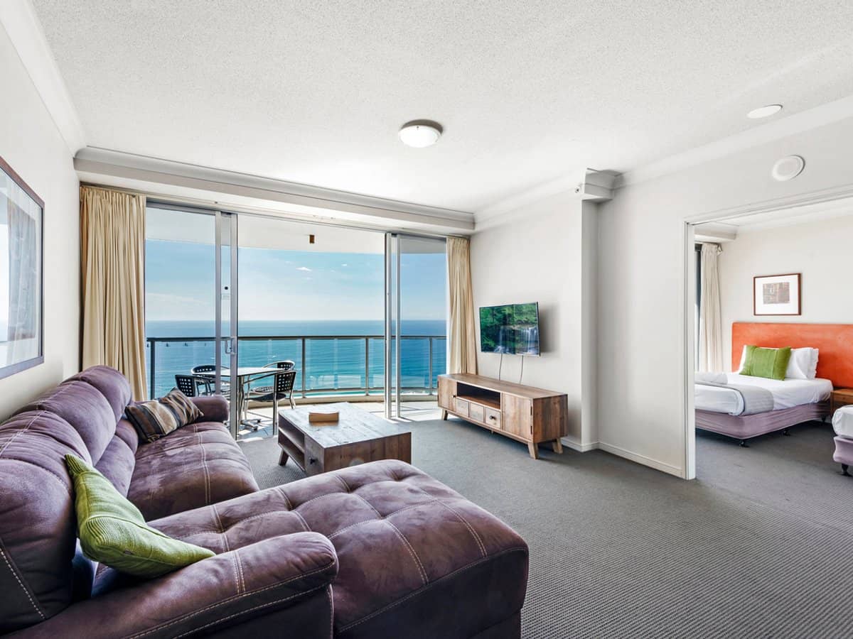 23 Ferny Avenue, SURFERS PARADISE - Thumbnail 4