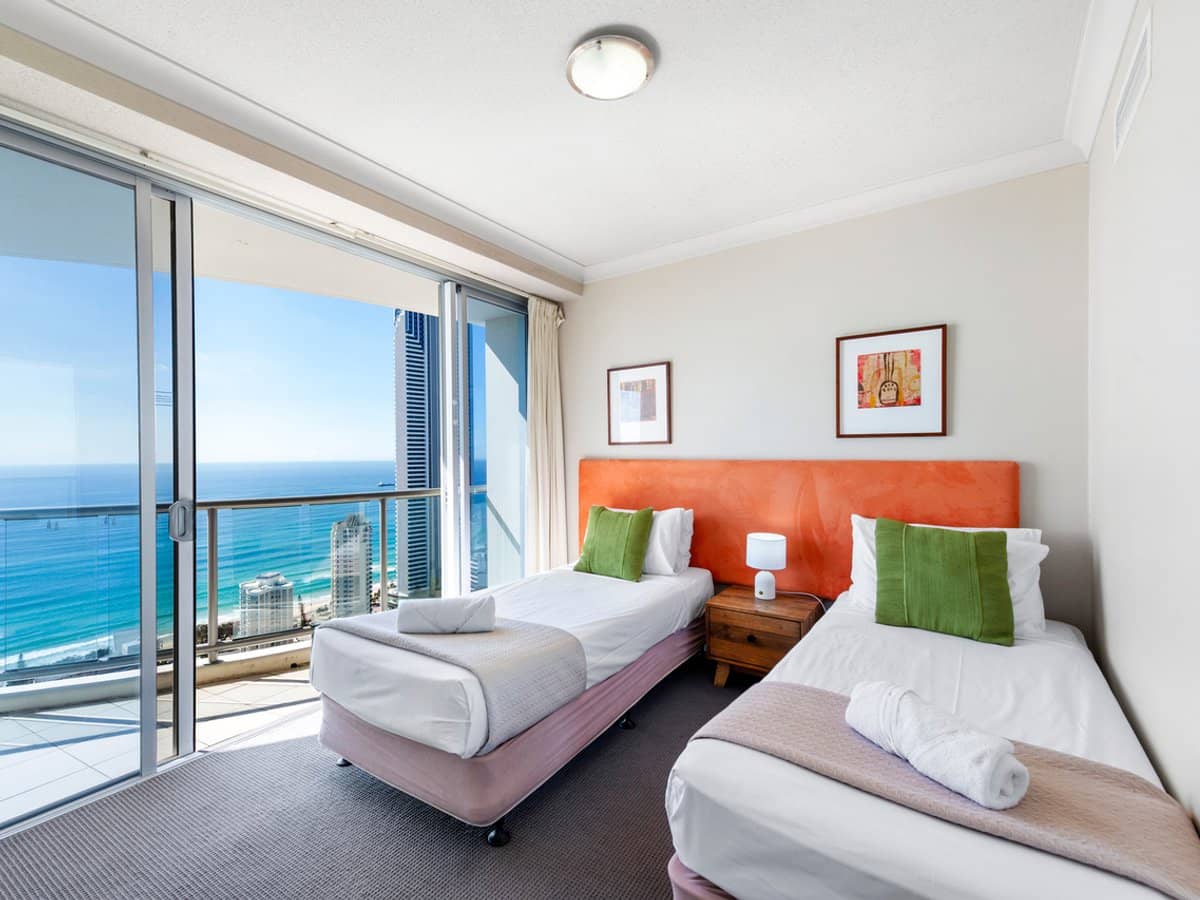 23 Ferny Avenue, SURFERS PARADISE - Thumbnail 7