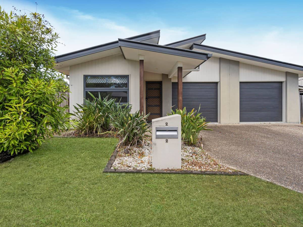 2 Milbrook Crescent, PIMPAMA - Thumbnail 2