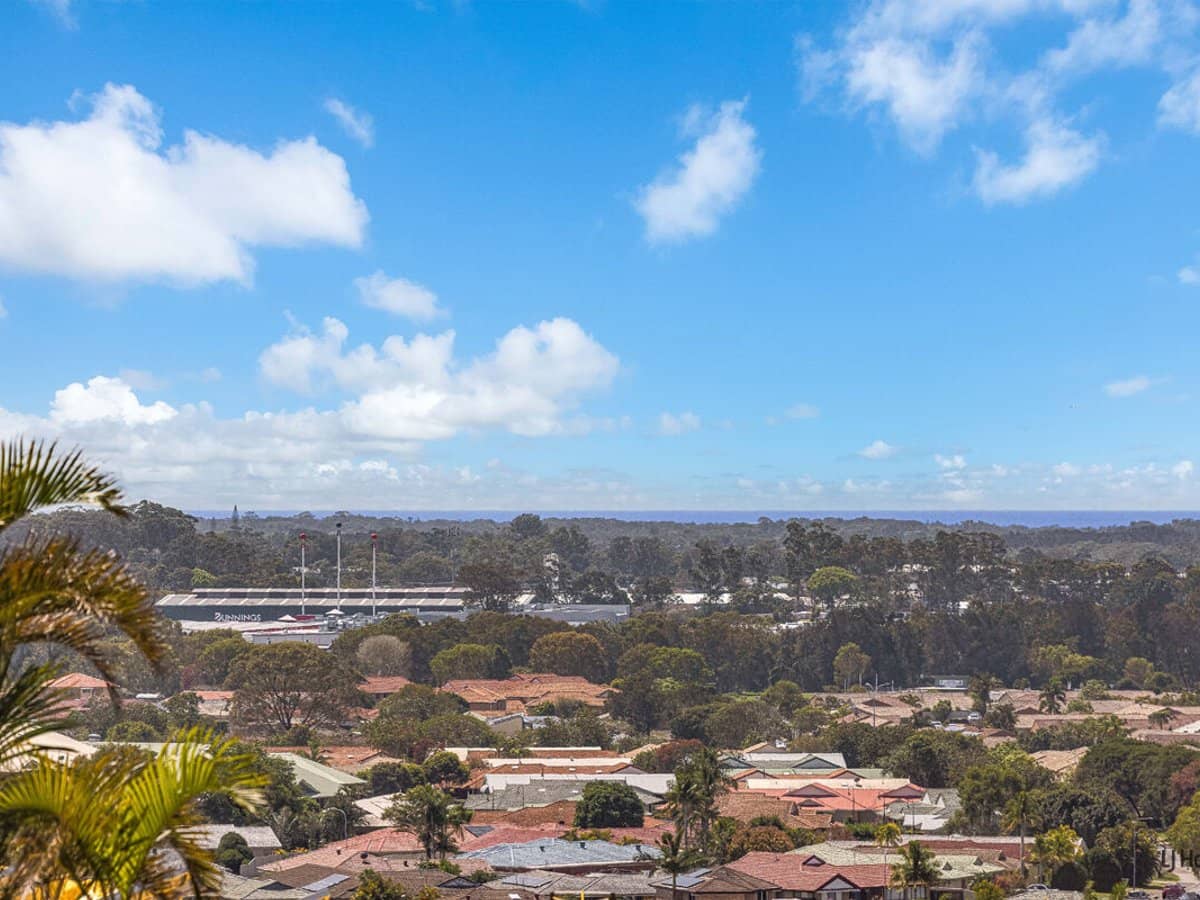 35 Oakland Parade, BANORA POINT - Thumbnail 2