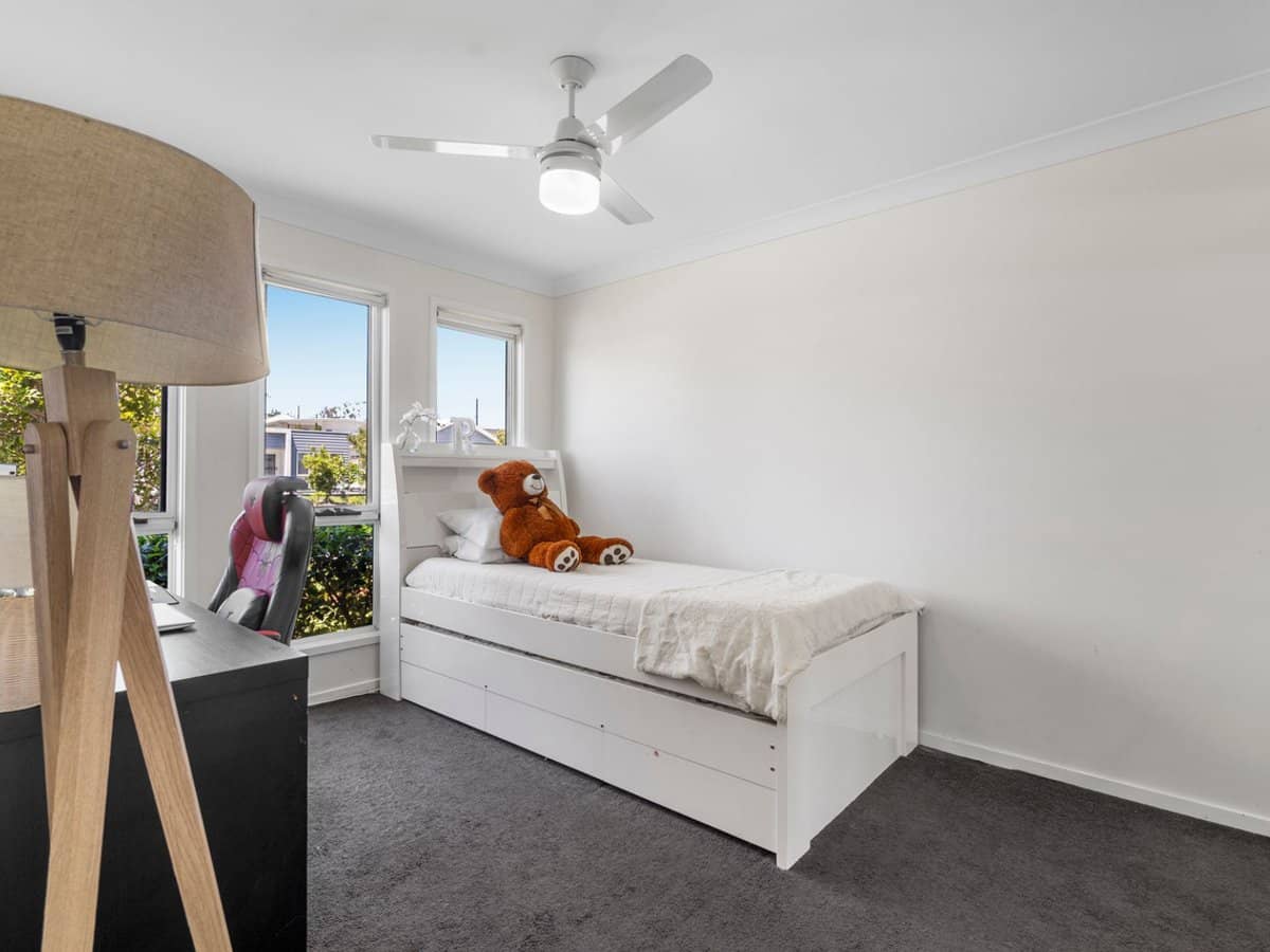 5 Quessada Court, PIMPAMA - Thumbnail 2