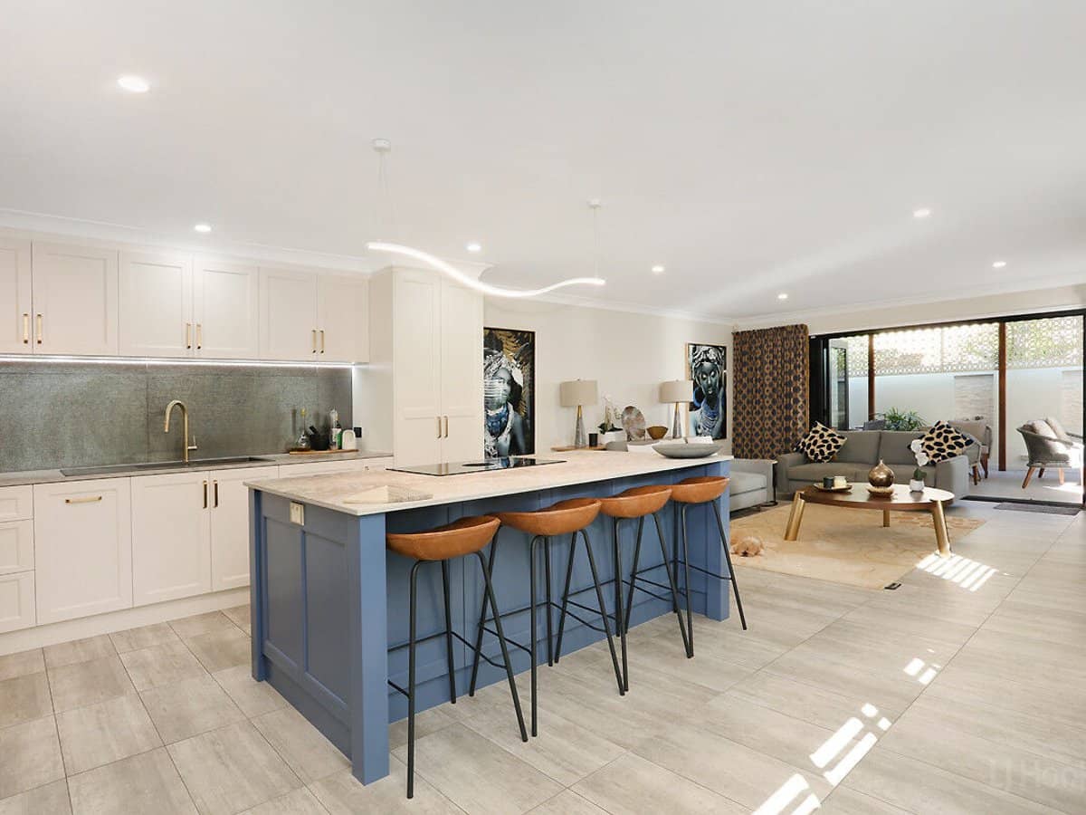 28 Abalone Avenue, PARADISE POINT - Thumbnail 4