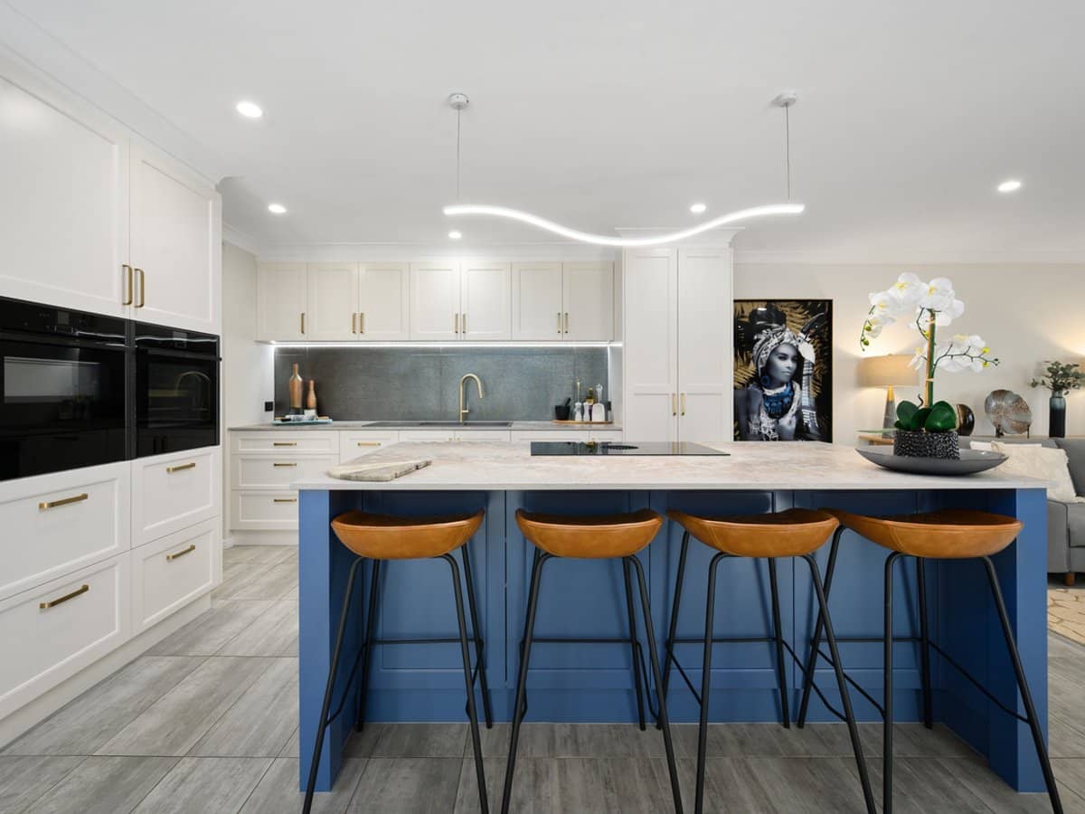 28 Abalone Avenue, PARADISE POINT - Thumbnail 2