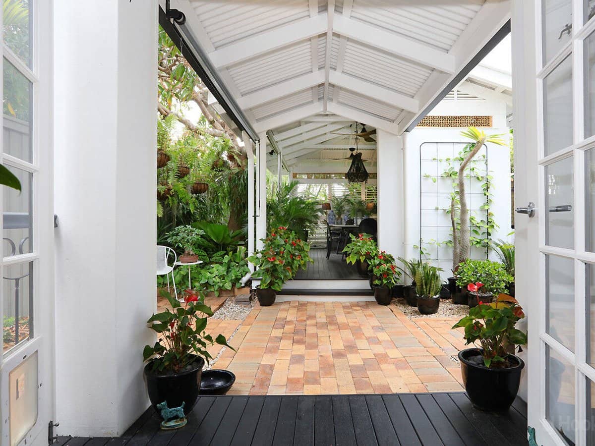 374 Pine Ridge Road, COOMBABAH - Thumbnail 25