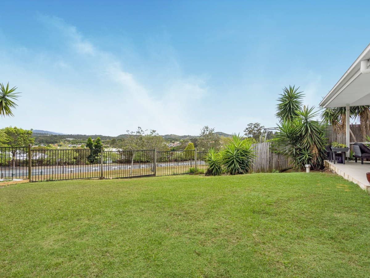 47 Cairnlea Drive, PIMPAMA - Thumbnail 11