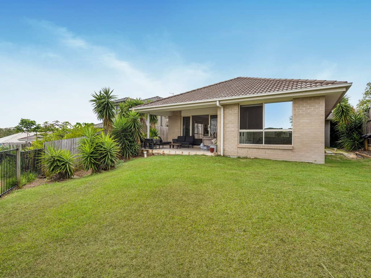 47 Cairnlea Drive, PIMPAMA - Thumbnail 13