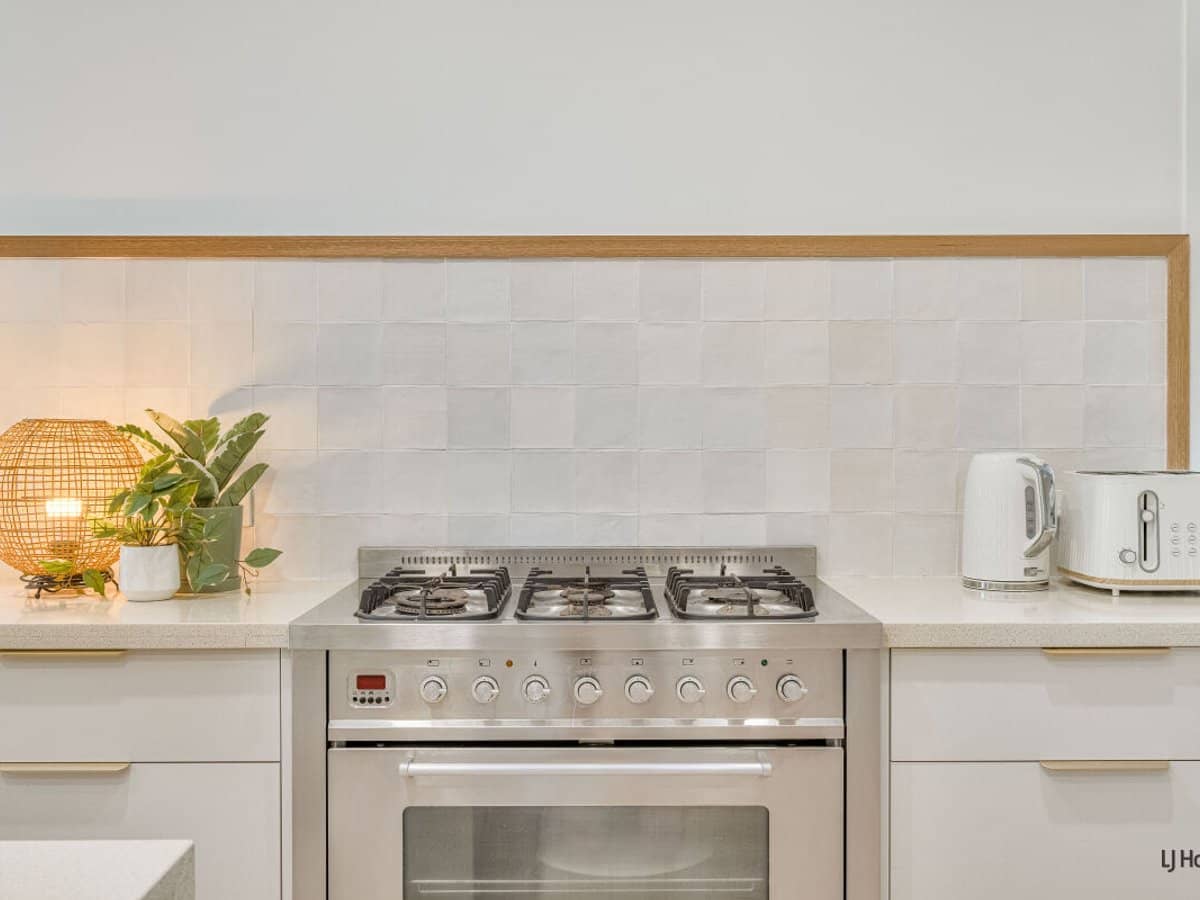 3 Winders Avenue, TUGUN - Thumbnail 3