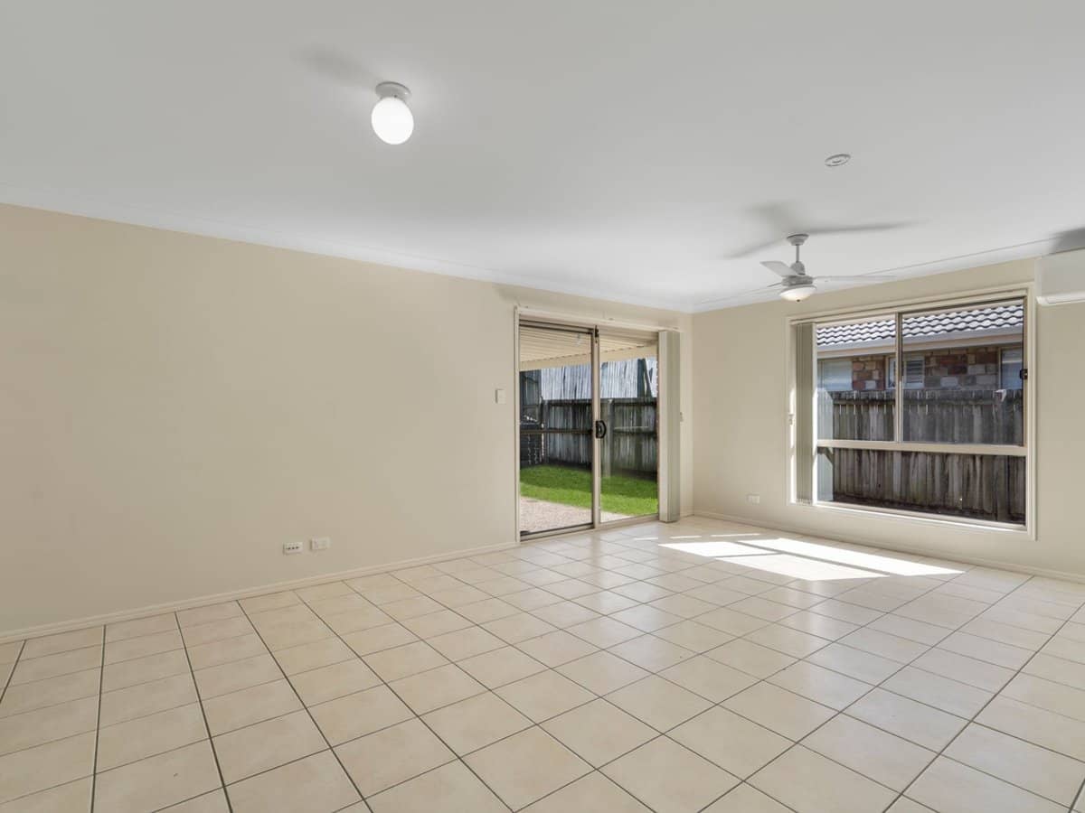 67 Gawain Drive, ORMEAU - Thumbnail 7