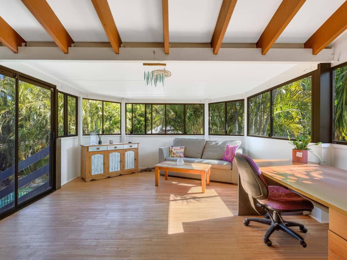 22 Bluegum Boulevard, BANORA POINT - Thumbnail 10