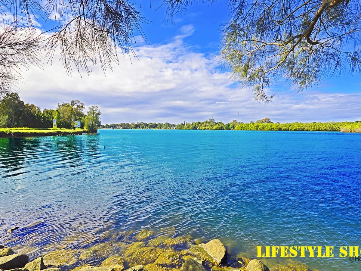 22 Bluegum Boulevard, BANORA POINT - Thumbnail 19